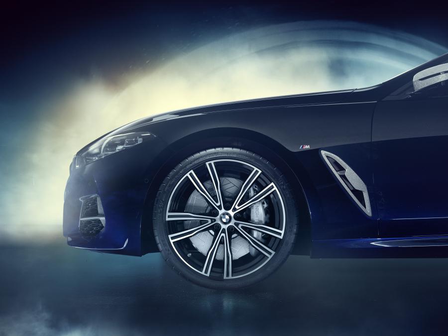 Детали экстерьера BMW Individual M850i xDrive Night Sky (G15) 2019 года  (фото 9 из 29)